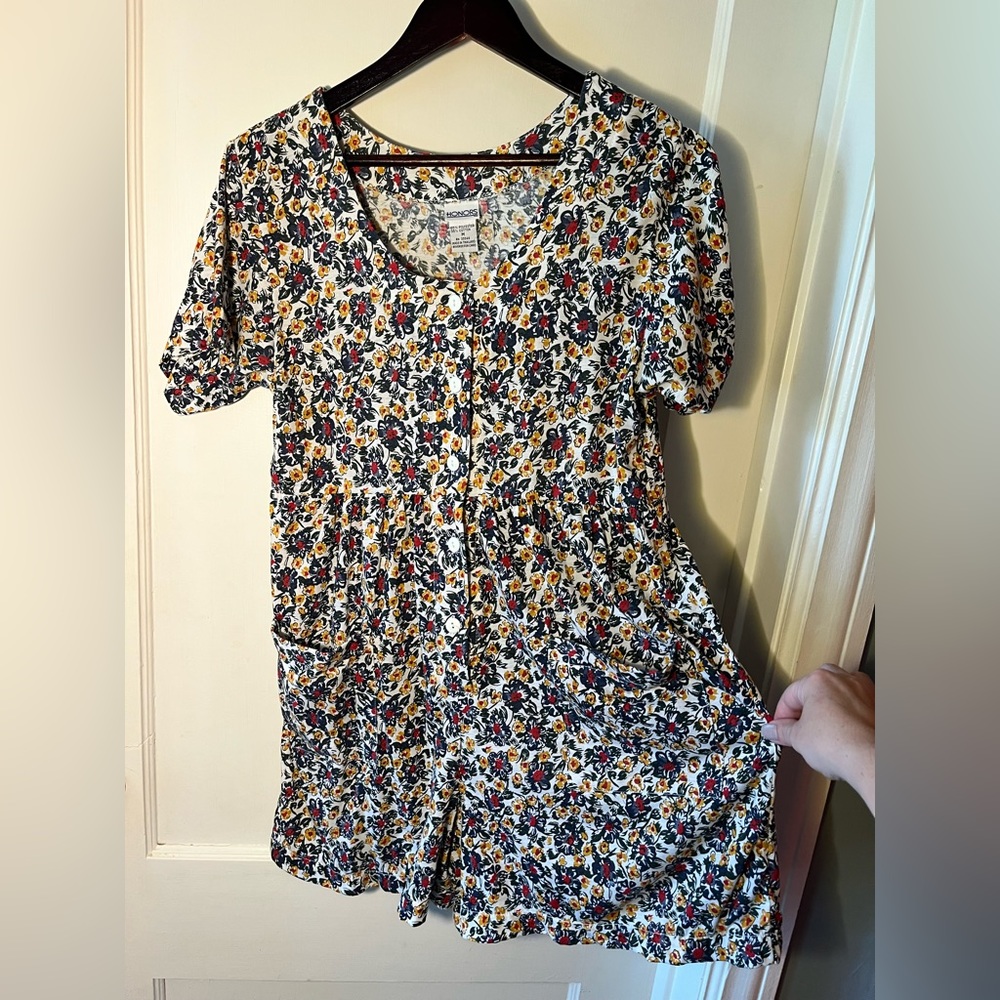 Honors brand vintage floral romper, size M